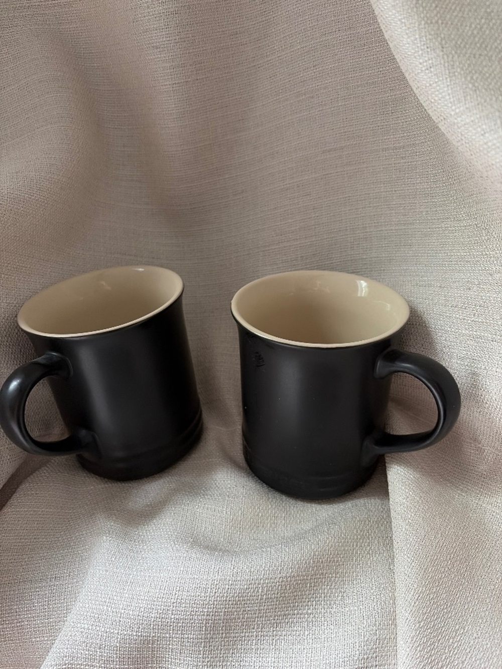 2 LE Creuset 14 oz Mug Tea Coffee VGC